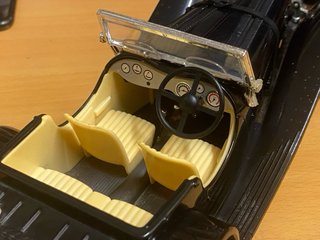 Jaguar SS 100 Burago 1/18 con difetti