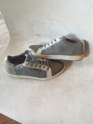 Zapatillas Montana Jack grises y blancas no 44