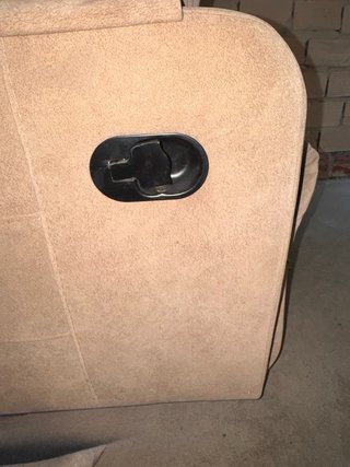 Sofá reclinable de terciopelo beige