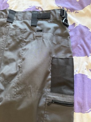 Pantalón cargo gris T.XL