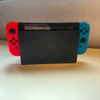 Nintendo Switch Completa + Accesorios