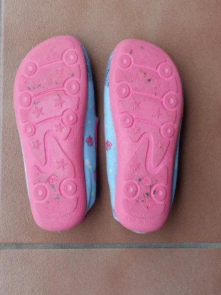 Zapatillas unicornio niña talla 35