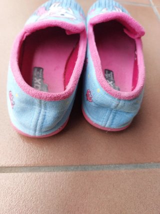 Zapatillas unicornio niña talla 35