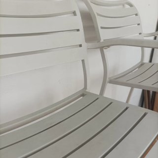 Juego de 2 Sillas .