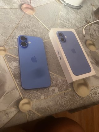 iPhone 16