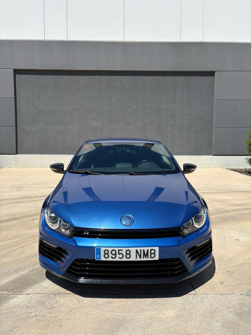 Volkswagen Scirocco 2015 - foto 1