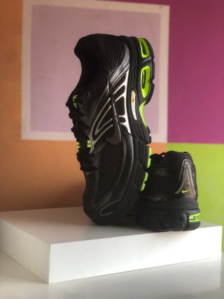 Nike A i r M a x Moto 2K Talla 44.5