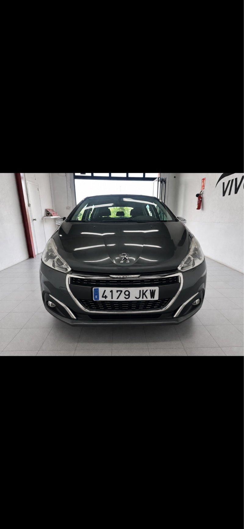 Peugeot 208 2015, foto 2