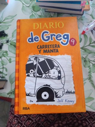 Lote de cuatro libros 1-2 y 9-10 Diario de Greg