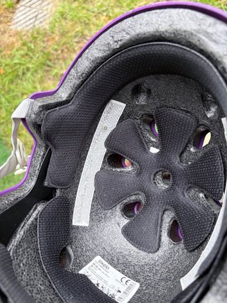 Casco infantil morado Oxelo