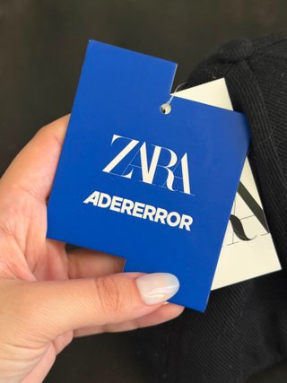 Cappello Zara x Adererror Edizione Limitata