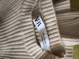 Jersey de punto beige crop top