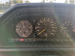 Mercedes-Benz 300CE 1989