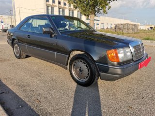 Mercedes-Benz 300CE 1989