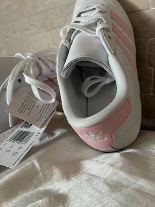 Adidas casual originales rosas T.38 con etiqueta