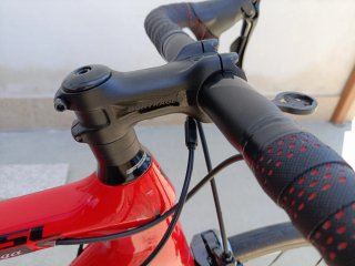 Bicicleta de carretera Trek Émonda SL6 Roja