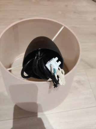 Lámpara de techo IKEA SKOTTORP Rosa