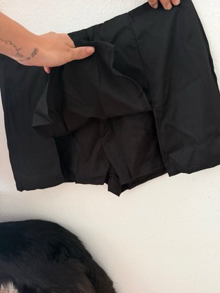Falda calzona negra talla L sin estrenar