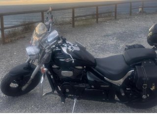 Suzuki Intruder VZ800 Negra