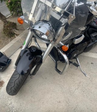 Suzuki Intruder VZ800 Negra
