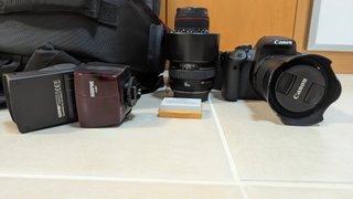 Equipo fotográfico Canon 700D+3 objetivos+flash ex
