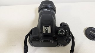 Equipo fotográfico Canon 700D+3 objetivos+flash ex