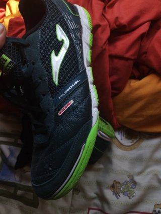 Zapatillas fútbol sala Joma hombre, vivo en Vigo