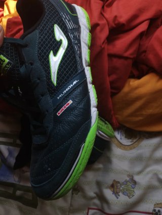Zapatillas fútbol sala Joma hombre, vivo en Vigo