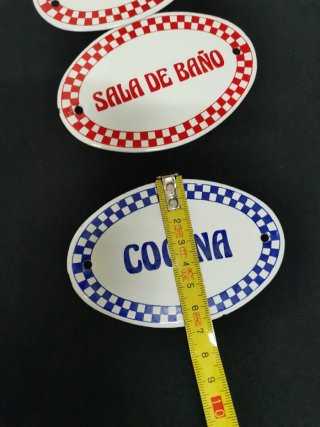 Placas decorativas antiguas para puertas