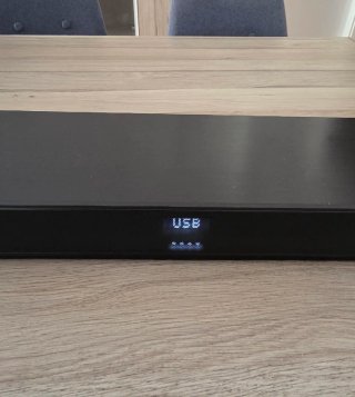 Barra de Sonido LG SL10YG Negra