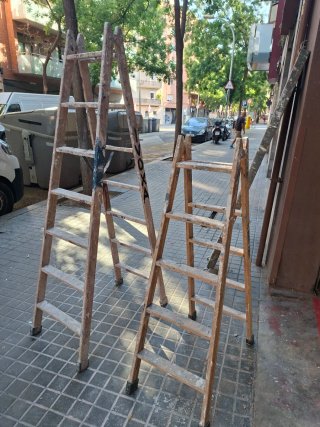 Escalera madera 7 peldaños