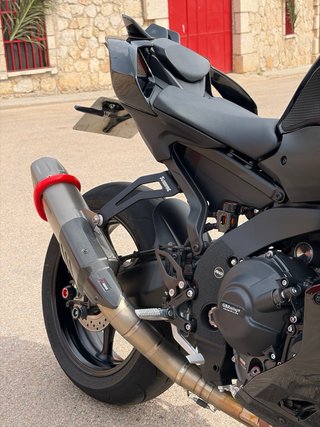 Yamaha R9 Full Extras
