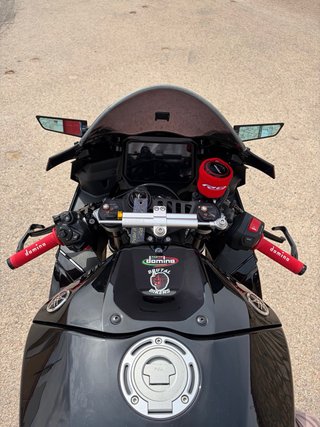 Yamaha R9 Full Extras
