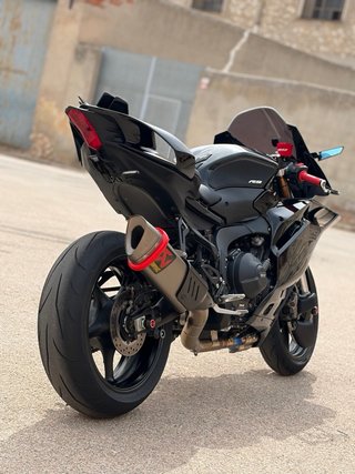Yamaha R9 Full Extras