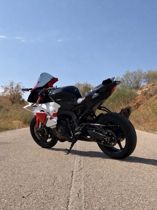 Yamaha R9 Full Extras