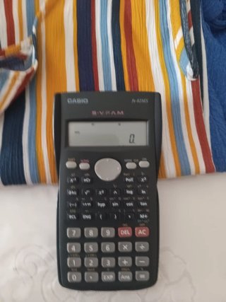 Calculadora Científica y Estadística
