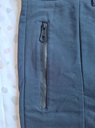 Pantalón pitillo azul marino