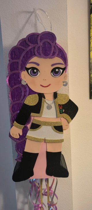 Piñata Kpop Rumi Bebé