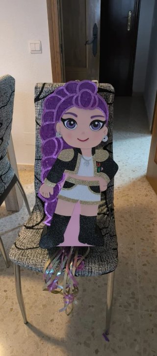 Piñata Kpop Rumi Bebé