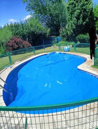 Cobertor piscina azul