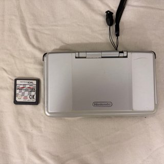 Nintendo DS Plata + juego  Mario Kart