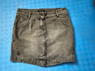 Falda Massimo Dutti gris talla 36