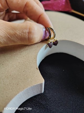 Orecchini a cerchio con cuore