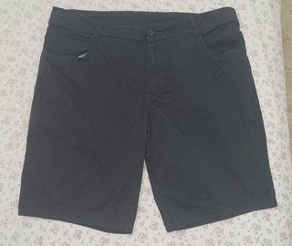 Pantalón corto