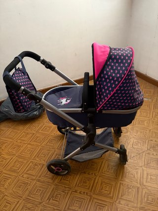 Carrito de muñecas azul y rosa