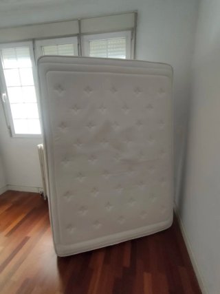 Colchón inflable blanco