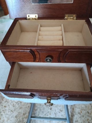 Joyero Musical Madera Marrón y Dorado