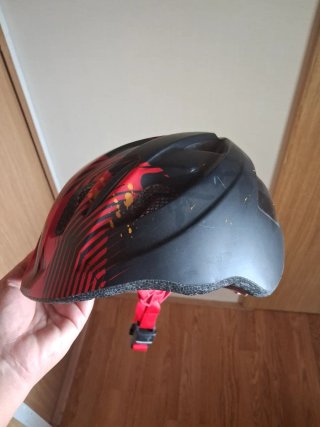 Casco bicicleta infantil negro/rojo specialized