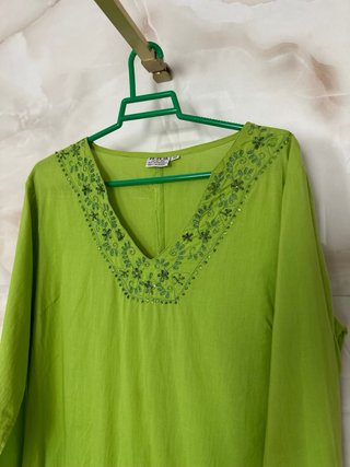Túnica playera verde talla M