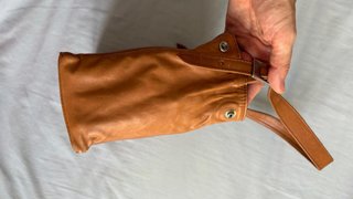 Bolso de piel suave marrón